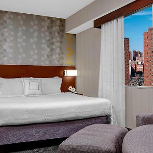 Corner King Room